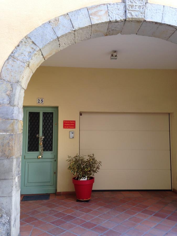L'Arche Des Chapeliers Panzió Foix Kültér fotó